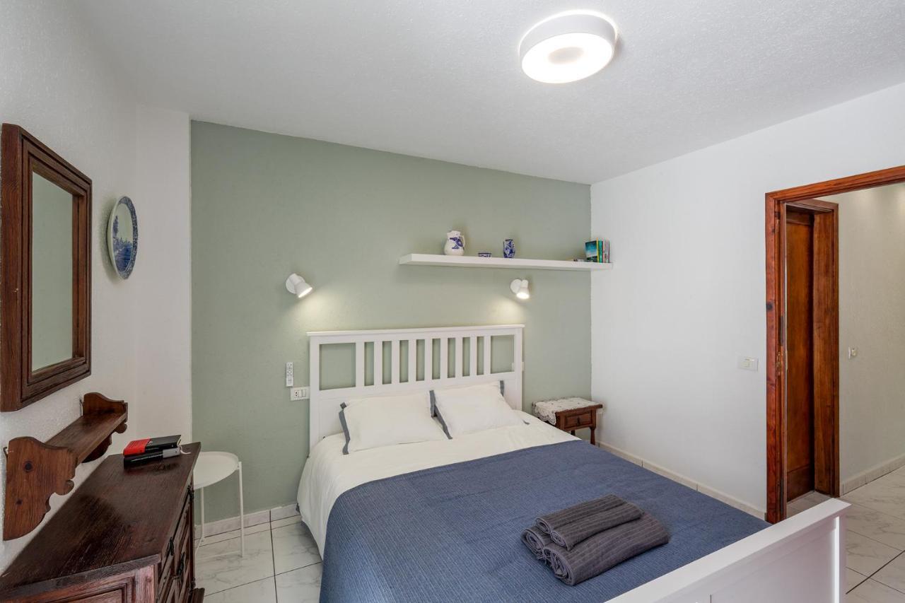 One-Bedroom With Views Of Los Gigantes Santiago Del Teide Bagian luar foto